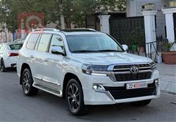 تۆیۆتا لاند کروزەر